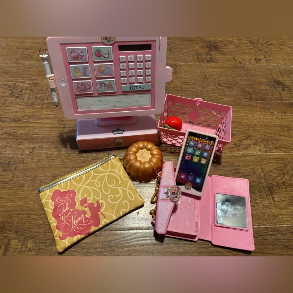 Disney princess shopping bundle lights, sounds, cash register, cell phone, purse